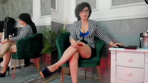 anissia teaser online show from 02/03/25, 05:18