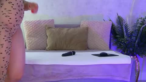 Snapshot of anissia_teaser chatting on 03/16/26, 07:56 anissia teaser online show from 03/16/26, 07:56