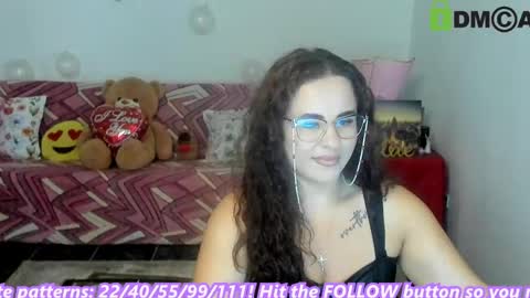 AnissyaX online show from 05/26/26, 02:51