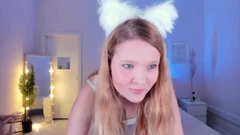 Snapshot of anita_marcelle chatting on 06/16/26, 08:17 Anita online show from 06/16/26, 08:17