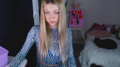 Snapshot of anita_moon_ chatting on 04/09/26, 06:13 anita_moon_ online show from 04/09/26, 06:13