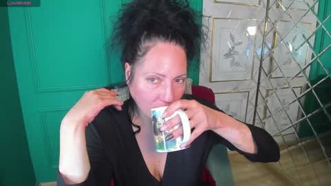 Anita online show from 12/01/24, 04:29