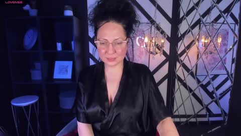 Anita online show from 02/01/25, 09:08