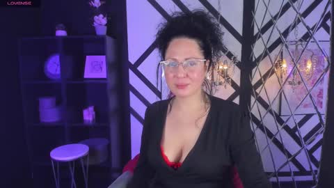 Anita online show from 03/12/25, 01:51