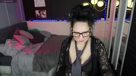 Anita online show from 10/14/25, 09:15