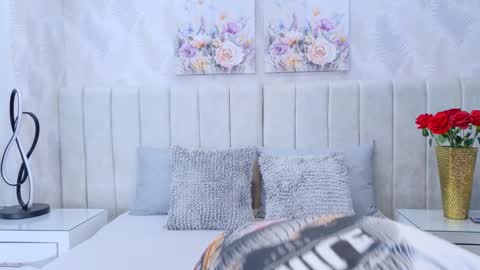 Dania Lpez online show from 10/10/25, 12:26