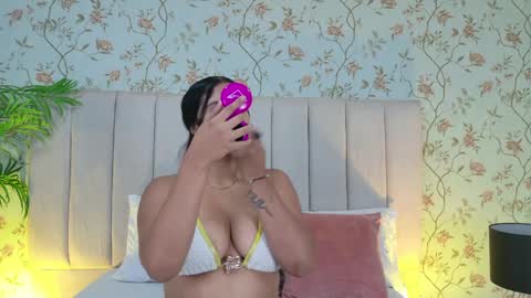 Snapshot of anita_sagegb chatting on 03/31/26, 12:16 Dania Lpez online show from 03/31/26, 12:16