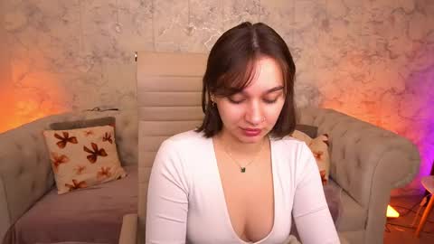 Snapshot of anitabelly chatting on 04/25/26, 05:43 Daniela online show from 04/25/26, 05:43