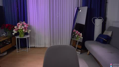 Snapshot of anitaraj_ chatting on 03/12/26, 06:03 Im Anita thumb up me please its important online show from 03/12/26, 06:03