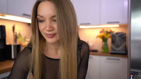 Snapshot of anitaraj_ chatting on 03/21/26, 09:07 Im Anita thumb up me please its important online show from 03/21/26, 09:07