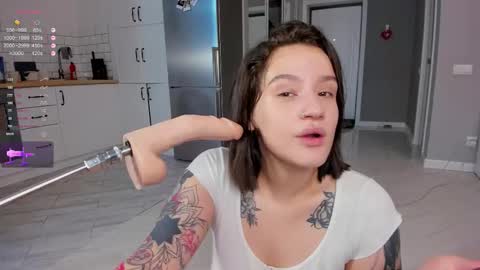 anitasea_ online show from 09/12/25, 11:32