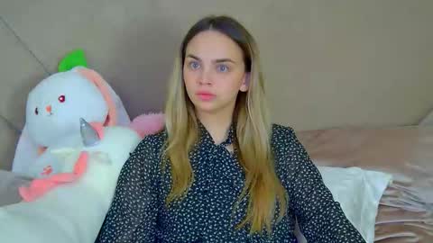 AnitaVenture online show from 10/15/25, 04:45