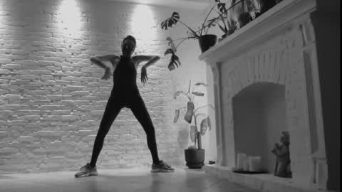 Anje online show from 12/30/24, 10:01