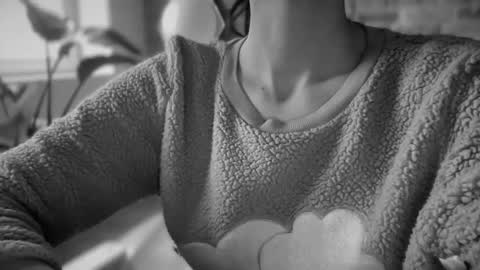 Anje online show from 11/30/25, 12:42