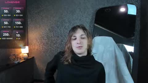 Snapshot of anjella_botton chatting on 03/29/26, 06:30 Angel online show from 03/29/26, 06:30