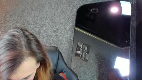 Snapshot of anjella_botton chatting on 04/03/26, 06:06 Angel online show from 04/03/26, 06:06