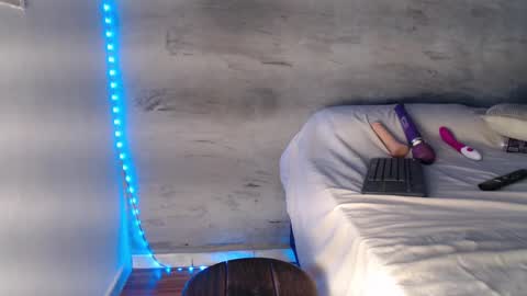 Snapshot of anjinhama chatting on 02/14/25, 09:56 Hello My name is NaiaraPv is OPEN online show from 02/14/25, 09:56