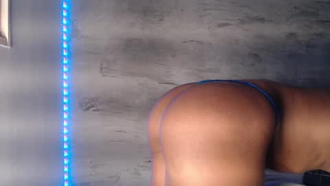 Snapshot of anjinhama chatting on 03/04/25, 05:11 Hello My name is NaiaraPv is OPEN online show from 03/04/25, 05:11