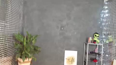 Snapshot of anjinhama chatting on 06/24/26, 12:59 Hello My name is NaiaraPv is OPEN online show from 06/24/26, 12:59