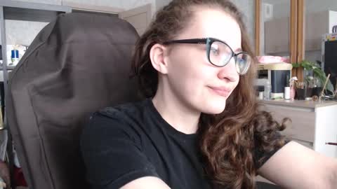 Nameless online show from 01/04/25, 06:19