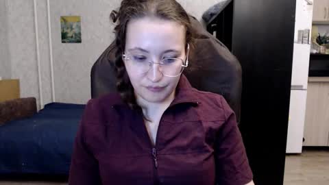 Snapshot of ankey_rayah chatting on 11/18/25, 04:22 Nameless online show from 11/18/25, 04:22