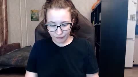 Snapshot of ankey_rayah chatting on 12/13/25, 08:25 Nameless online show from 12/13/25, 08:25