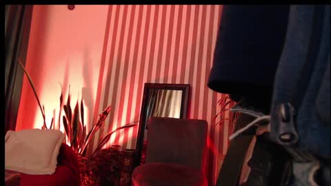 Snapshot of anmaadler chatting on 01/27/25, 03:37 Anma Adler online show from 01/27/25, 03:37