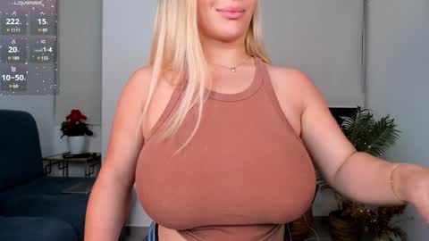 Snapshot of ann__w chatting on 01/09/25, 01:08 Ann online show from 01/09/25, 01:08