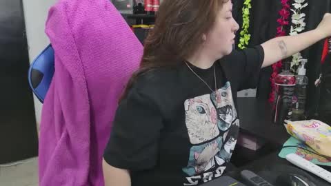 Only fans   online show from 12/17/25, 11:27