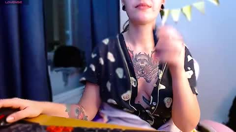 Ann online show from 02/28/25, 04:42