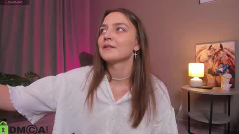 Snapshot of ann_perry chatting on 11/07/25, 02:33 Ann online show from 11/07/25, 02:33