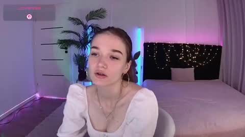Snapshot of ann_woood chatting on 05/15/26, 02:24 ann_woood online show from 05/15/26, 02:24