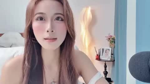 Snapshot of anna188238 chatting on 07/13/26, 12:19 anna188238 online show from 07/13/26, 12:19