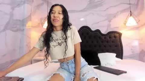 Ana  online show from 11/30/25, 11:47