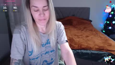 Anadirectgirl online show from 12/20/24, 12:49