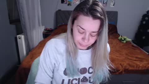 Anadirectgirl online show from 01/09/25, 12:41