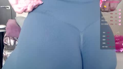 Snapshot of anna_asss chatting on 04/15/26, 01:51 anna_asss online show from 04/15/26, 01:51