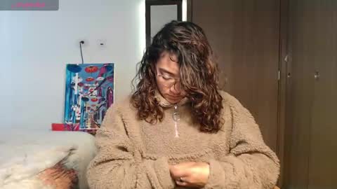 Anna online show from 01/07/25, 03:23