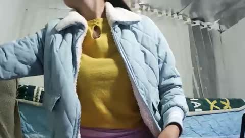 Snapshot of anna_ellen22 chatting on 11/26/25, 10:55 anna_ellen22 online show from 11/26/25, 10:55