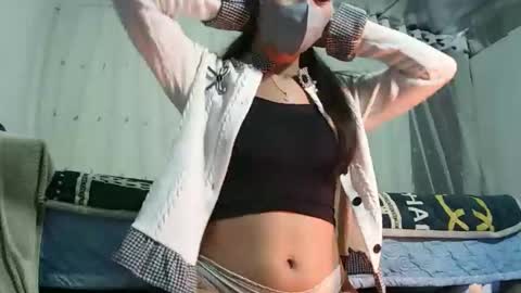 Snapshot of anna_ellen22 chatting on 11/29/25, 10:46 anna_ellen22 online show from 11/29/25, 10:46