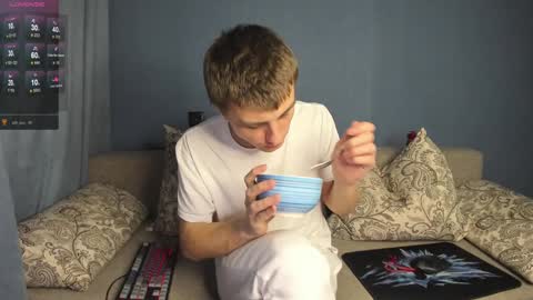 Snapshot of anna_jason chatting on 01/08/25, 07:24 Fansly Jason sweet ass online show from 01/08/25, 07:24