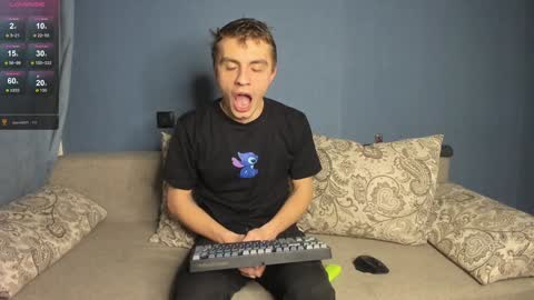 Snapshot of anna_jason chatting on 01/24/25, 06:14 Fansly Jason sweet ass online show from 01/24/25, 06:14