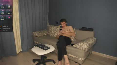 Snapshot of anna_jason chatting on 02/07/25, 07:59 Fansly Jason sweet ass online show from 02/07/25, 07:59