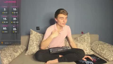 Snapshot of anna_jason chatting on 02/10/25, 08:31 Fansly Jason sweet ass online show from 02/10/25, 08:31