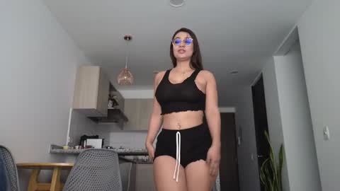 Snapshot of anna_joness chatting on 01/04/25, 03:17 Anna online show from 01/04/25, 03:17