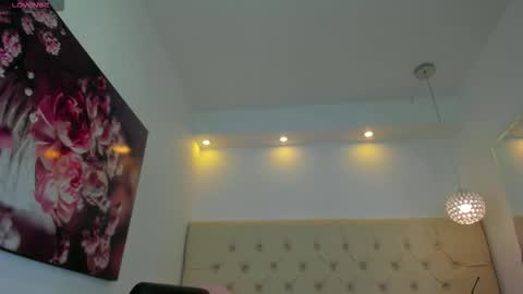 Anna Jules online show from 11/23/25, 10:20