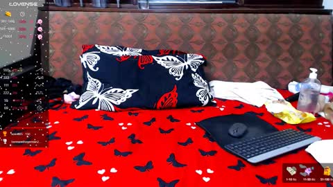 Snapshot of anna_lwice chatting on 09/08/25, 08:52 Ana   online show from 09/08/25, 08:52