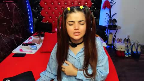 Snapshot of anna_lwice chatting on 09/27/25, 10:26 Ana   online show from 09/27/25, 10:26