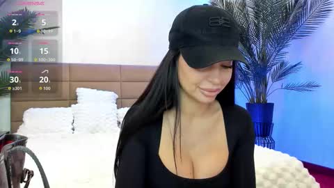Snapshot of anna_nobel chatting on 10/06/25, 05:05 anna_nobel online show from 10/06/25, 05:05