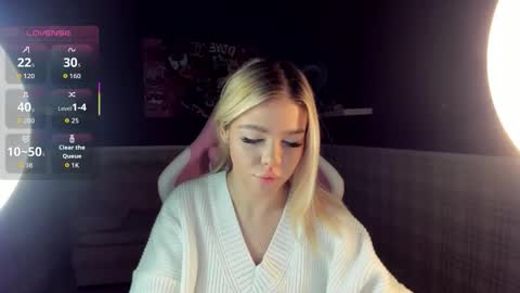 Snapshot of anna_robinson chatting on 01/07/26, 01:08 Anna online show from 01/07/26, 01:08